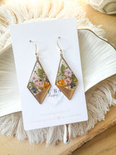 Load image into Gallery viewer, Garden Diamonds
