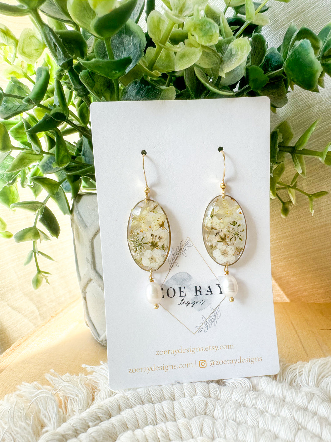 White Ovals and Pearls