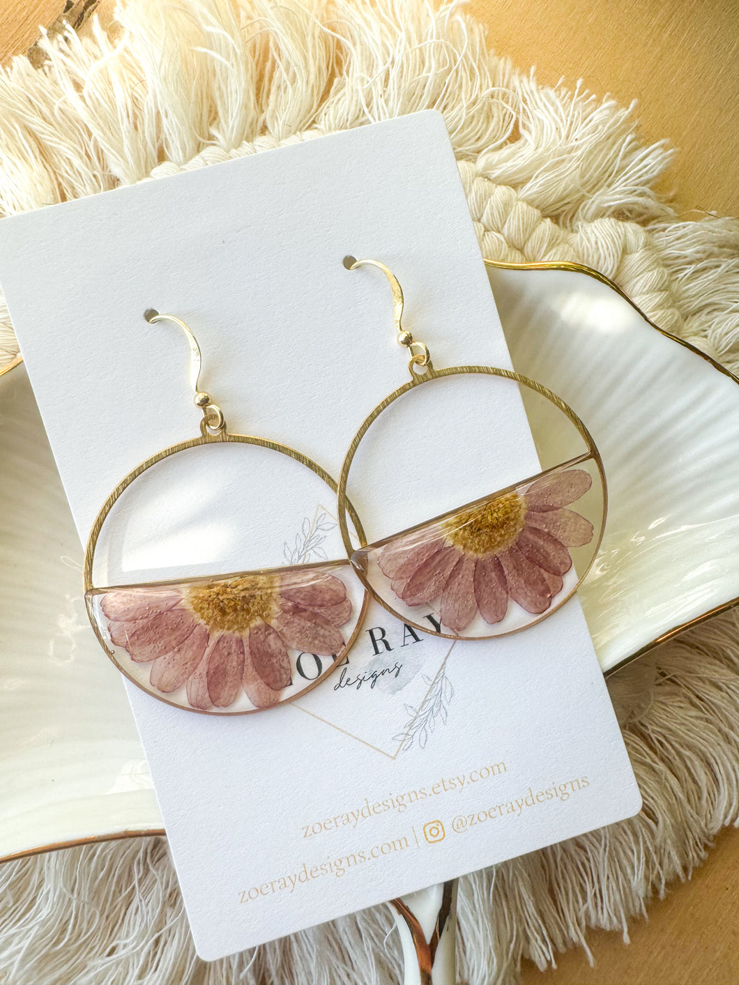 Purple Daisy Half Circles