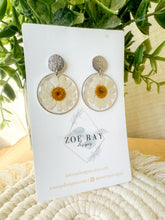 Load image into Gallery viewer, Silver Daisy Circles
