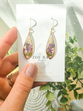 Load image into Gallery viewer, Star Flower Long Teardrops
