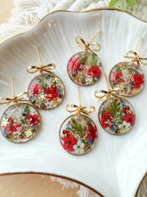 Load image into Gallery viewer, Small Christmas Bauble
