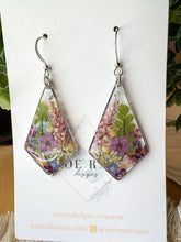 Load image into Gallery viewer, Silver Wildflower Kite Dangles
