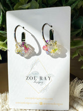 Load image into Gallery viewer, Silver Flower Hoops
