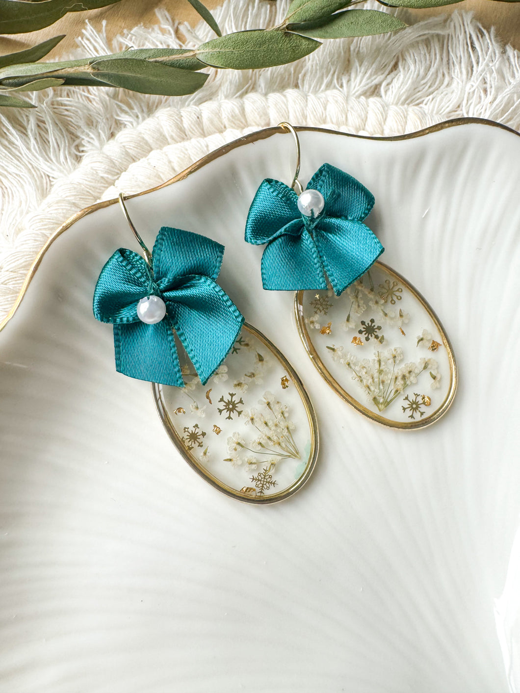 Teal Christmas Bows