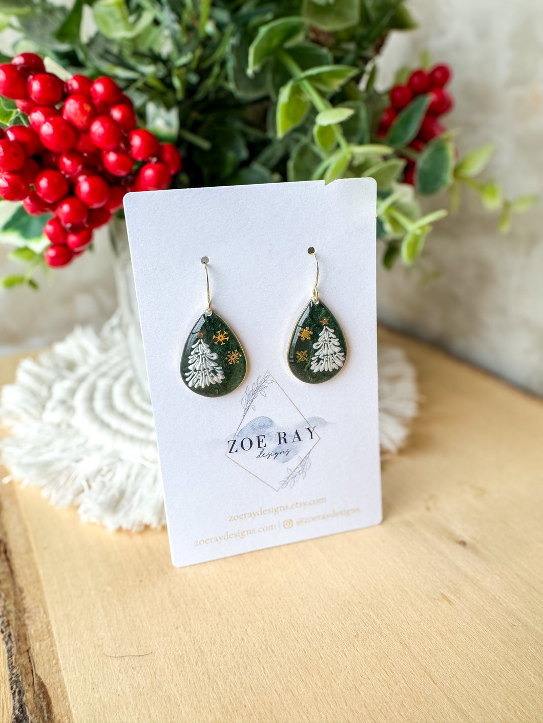 Green Festive Teardrops