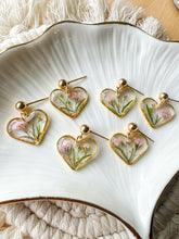 Load image into Gallery viewer, Pink Floral Hearts
