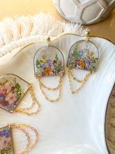 Load image into Gallery viewer, Wildflower Arches
