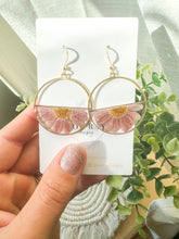 Load image into Gallery viewer, Purple Daisy Half Circles
