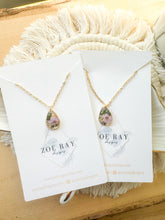 Load image into Gallery viewer, Small Purple Flower Pendant
