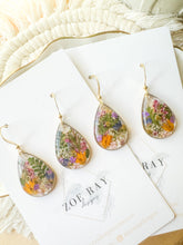 Load image into Gallery viewer, Wildflower Teardrops - Medium
